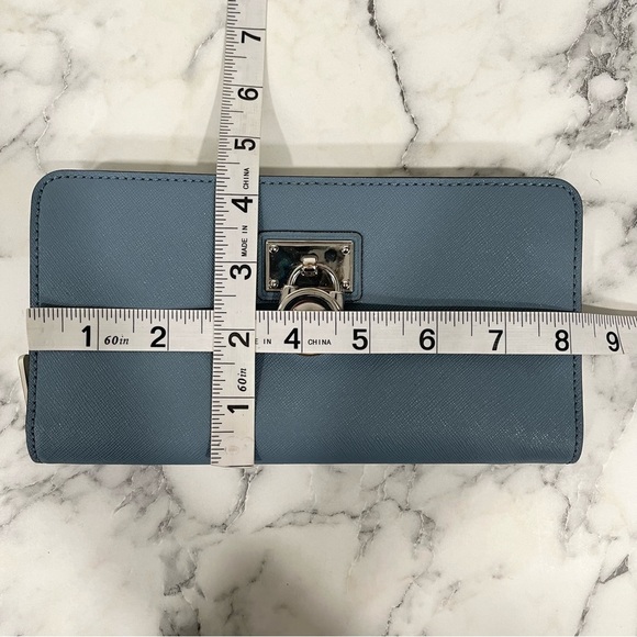 Michael Kors Jet Set Travel Tote Surf Blue Matching Hamilton Wallet - Picture 10 of 16